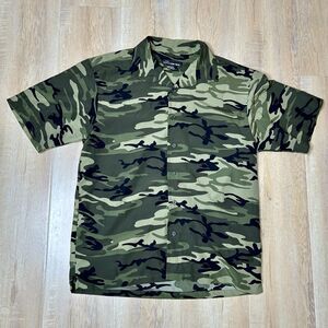 No Boundaries Camo Short Sleeve Button Up Mens Shirt Medium